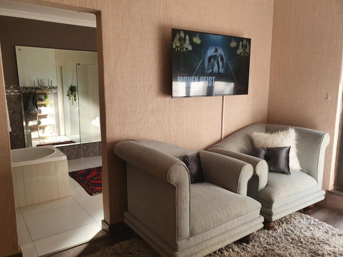 Luxury Boutique Home In Kyalami Мидранд Экстерьер фото